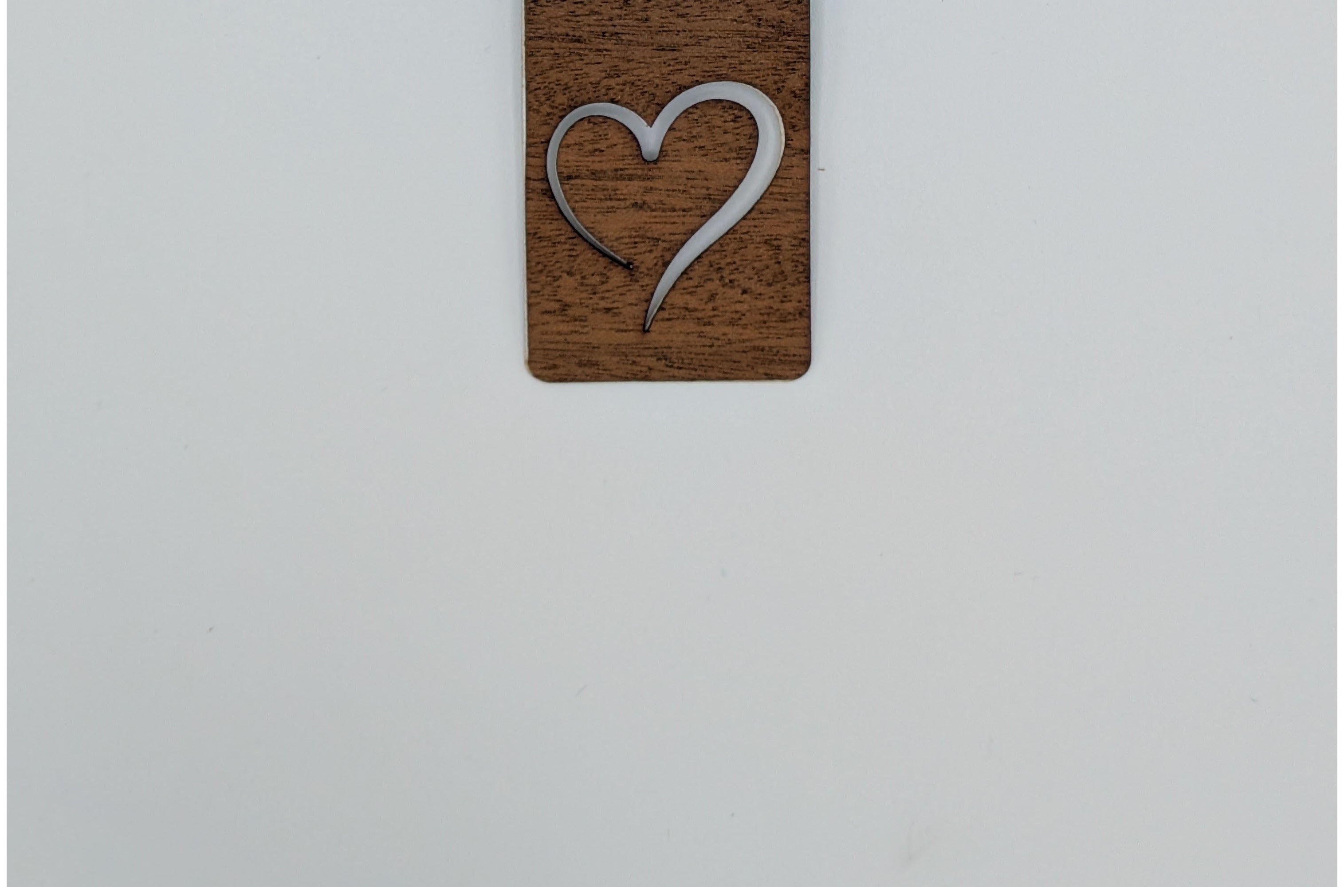 BMK-HEART-WN-NM main-bottom